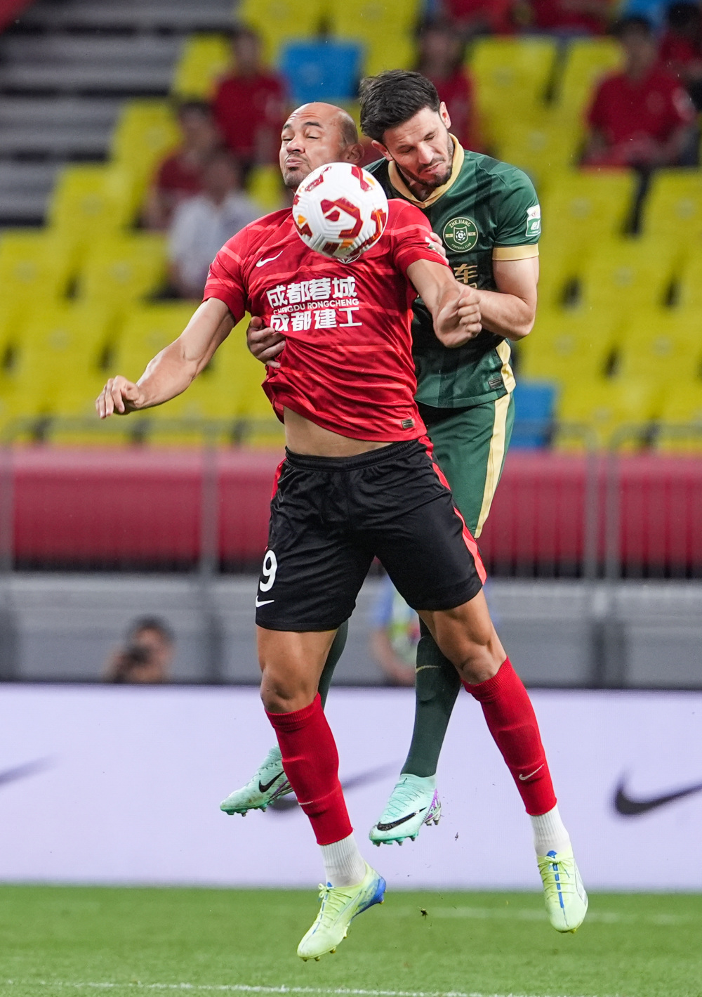 线追防两难 线追防两难